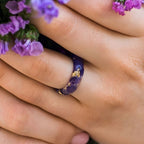 ANILLO DE PÉTALOS MORADOS 