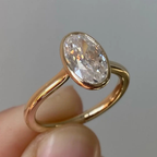 ANILLO DE ÓPALO DE ORO 