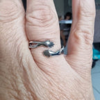 Alvea™ Anillo abrazo con incrustaciones de diamantes (ajustable)