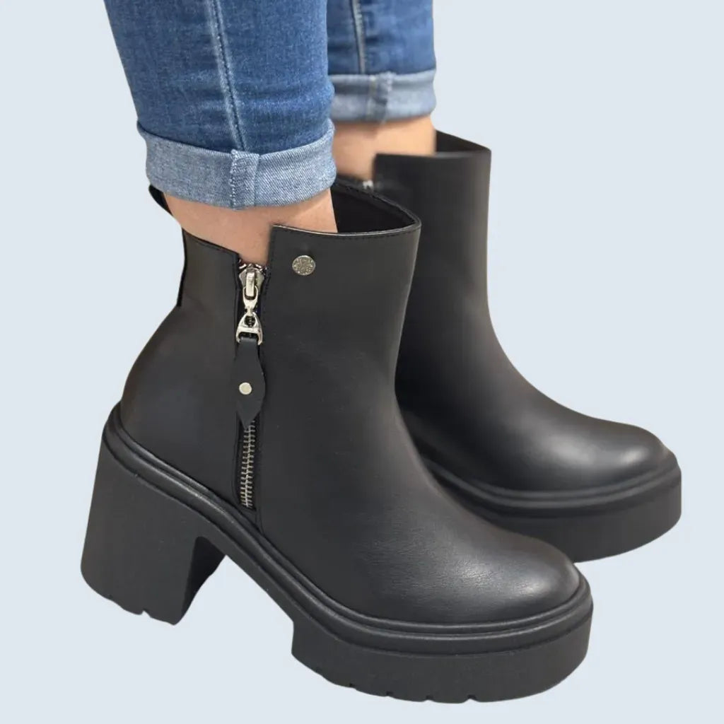 Alvea™ Botas Ortopédicas de Piel