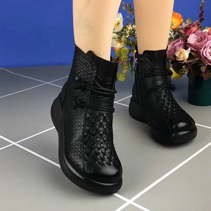 Alvea™ Botas Ortopédicas de Cuero