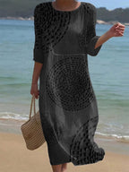 Vestido informal de mujer bordado.