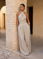 Ariana | Mono Elegante Escote Cruzado
