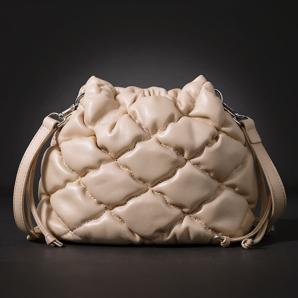 Alvea™ Bolso de almohada cruzado mini Bianca